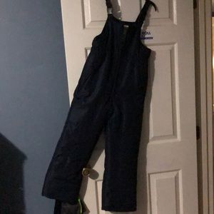 OshKosh Snow bibs boys size 10. Navy blue.